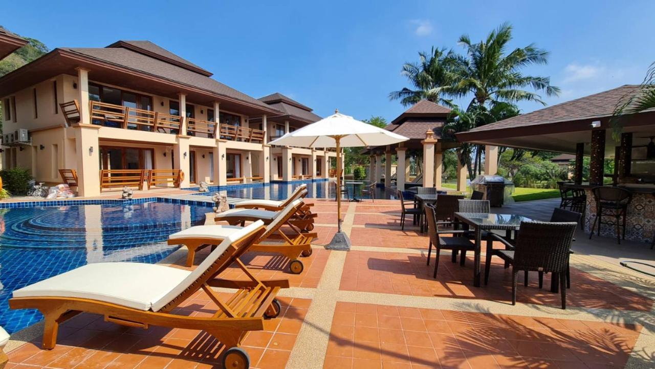 Elegancy Resort HHQ Exteriér fotografie