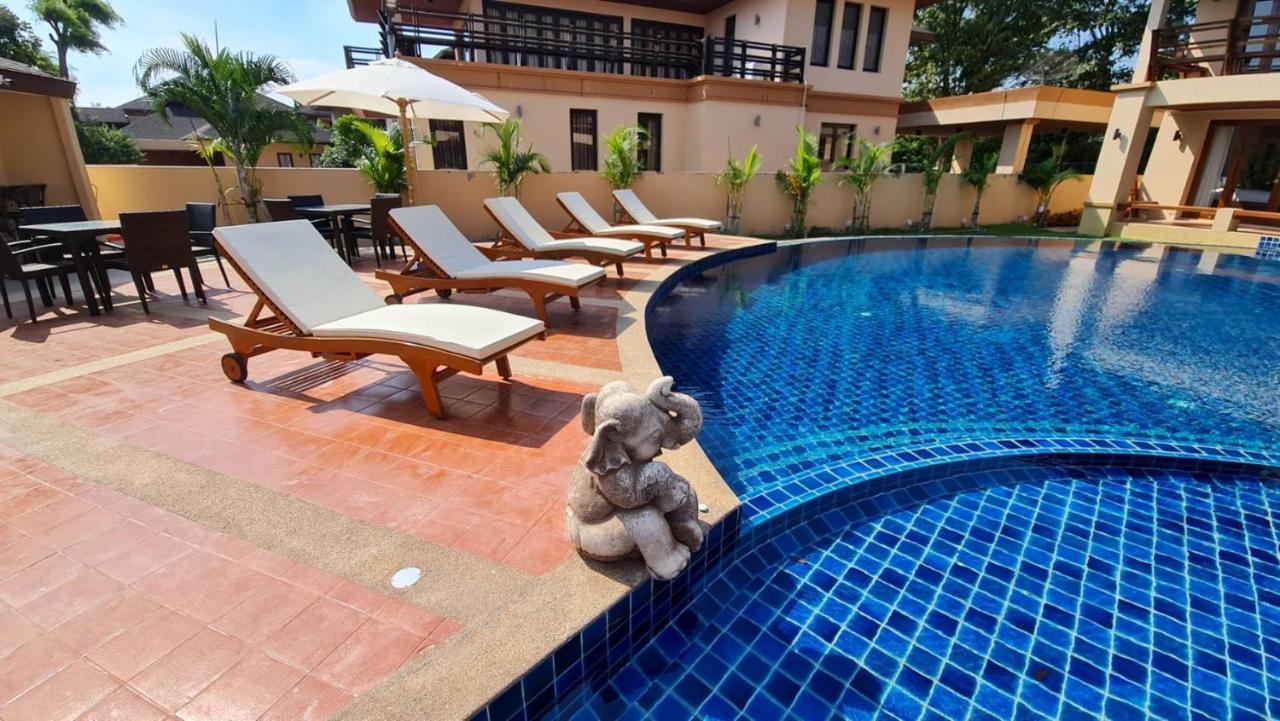 Elegancy Resort HHQ Exteriér fotografie