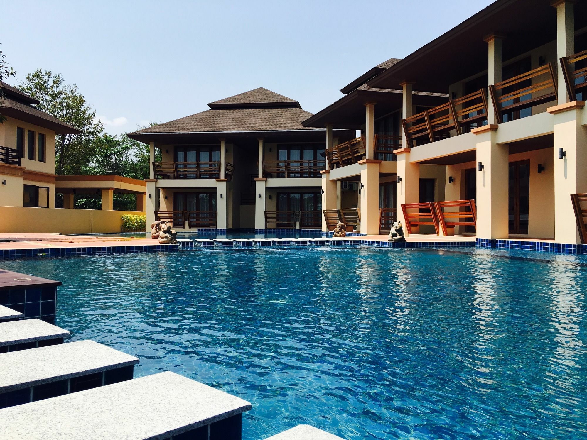 Elegancy Resort HHQ Exteriér fotografie