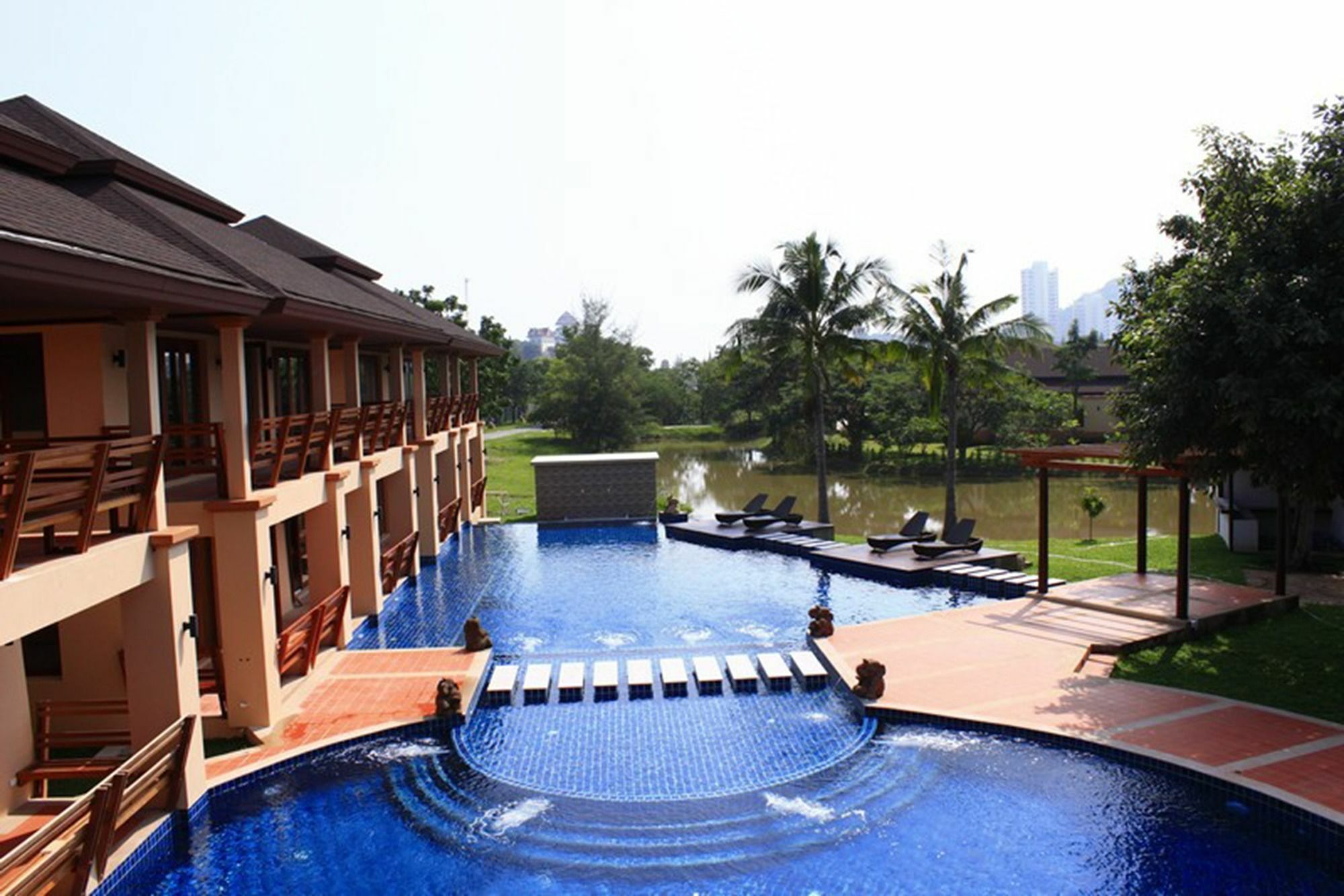 Elegancy Resort HHQ Exteriér fotografie